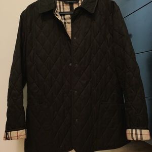 Burberry classic black pleated jacket size 4/6